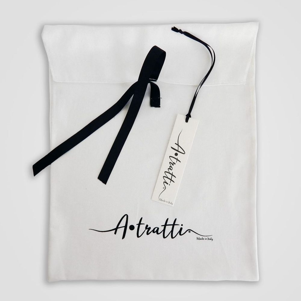 A.Tratti Chic White Stretch Viskose -T -Shirt mit exklusiver Verpackung