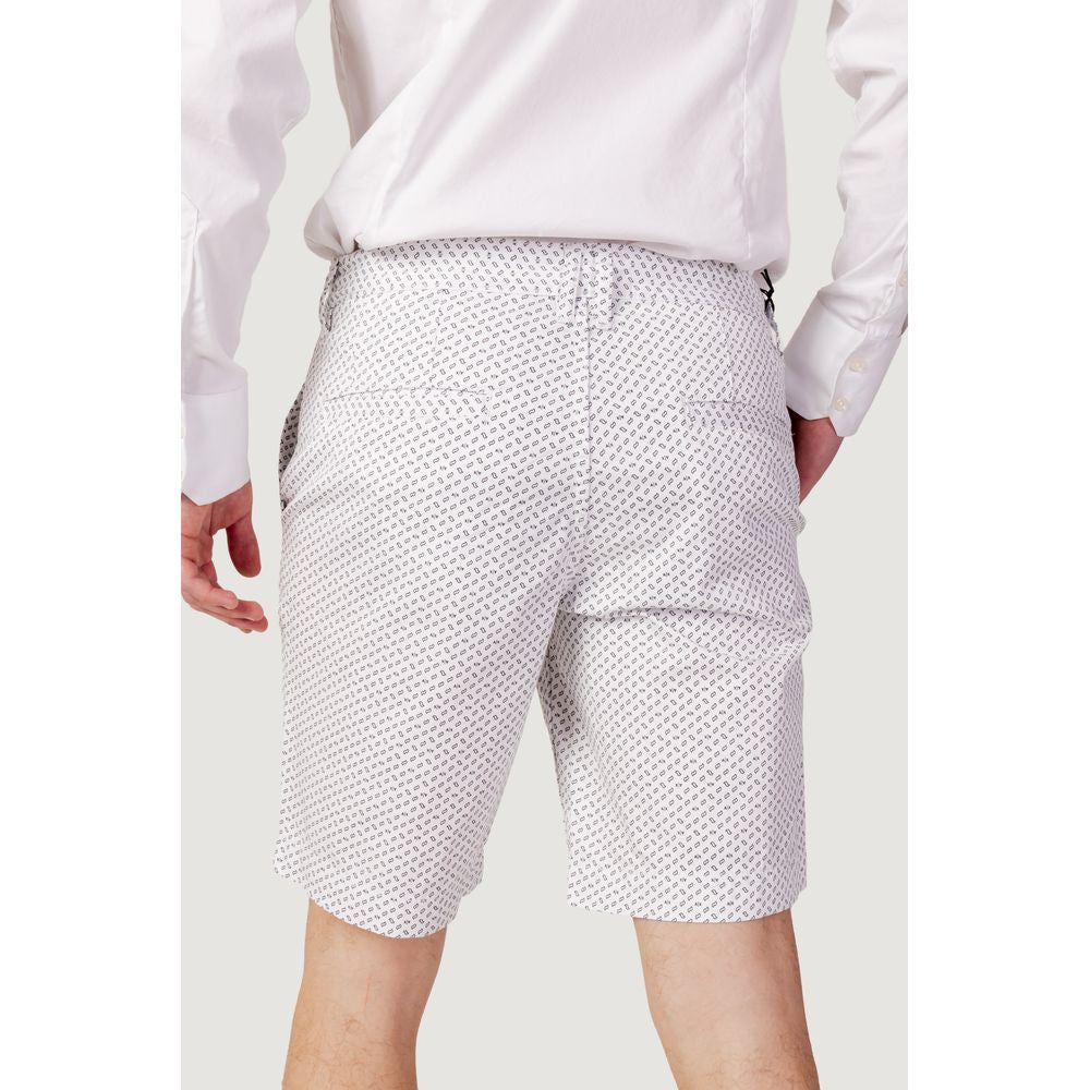 Armani Exchange Weiße Baumwoll -Bermuda