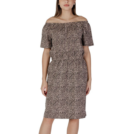 B.Young Beige Baumwolle kurze hose