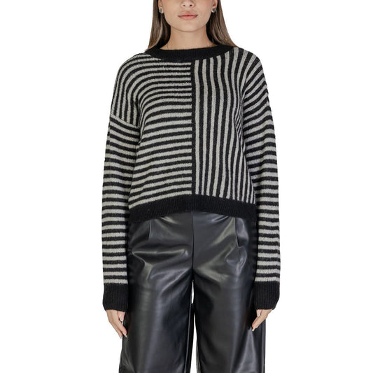 Vero Moda Schwarz -Weiß -Recycling -Polyesterpullover