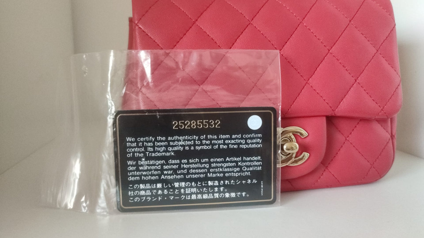 Chanel Rosa Matelasse -Ketten -Schulter -Lambsautasche Mini
