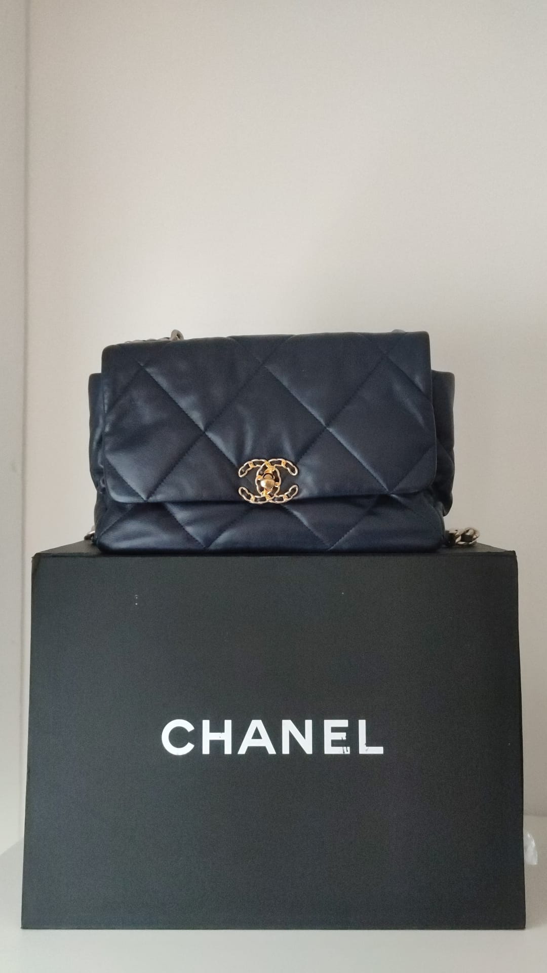 Chanel Blaues Leder großer Stammkettenhand -Umhängetasche