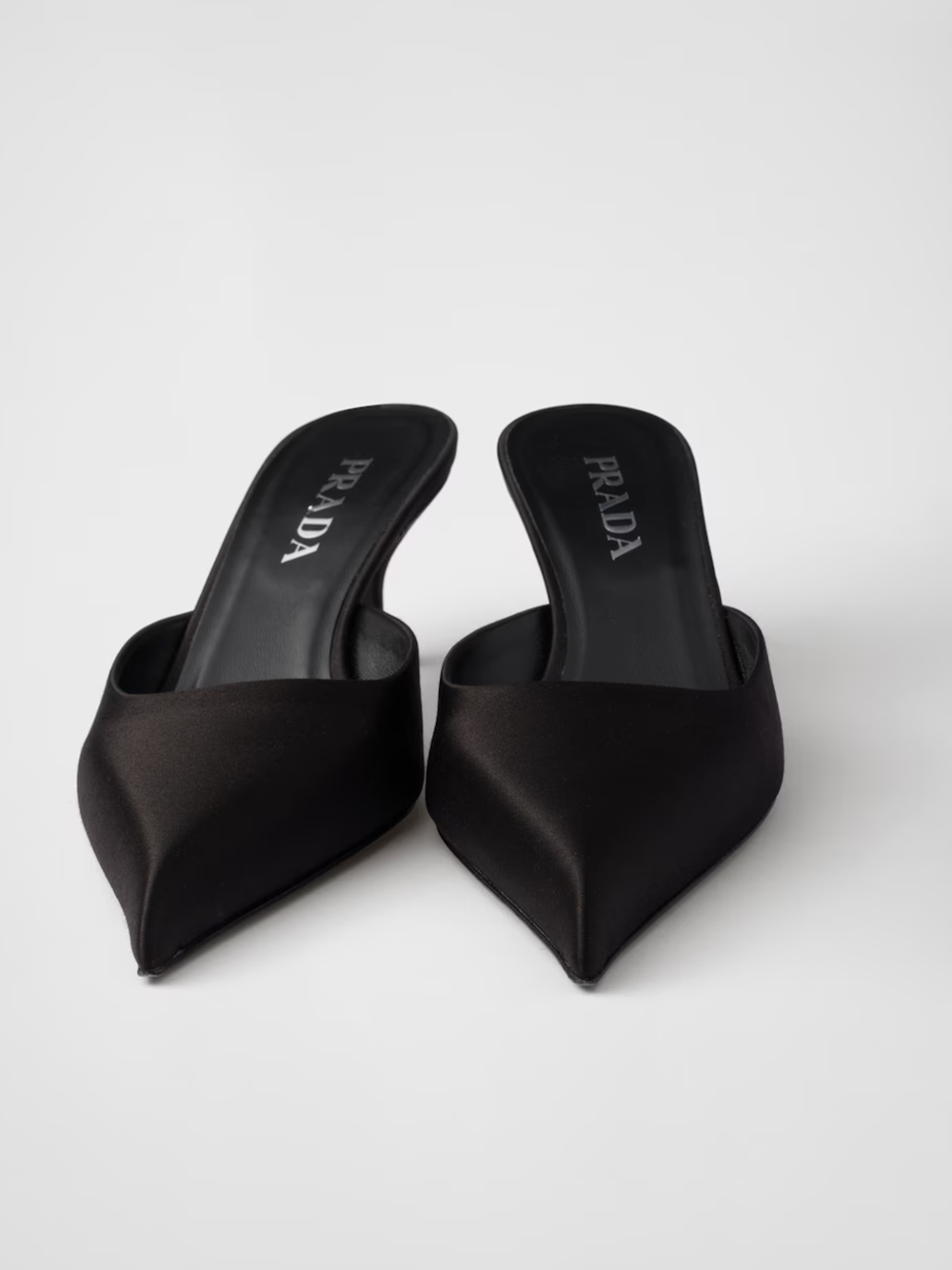 Prada Schwarzer Satin -Sabot